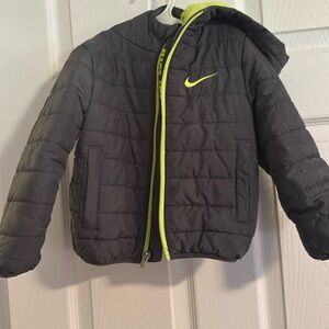 2T Nike Boys puffer jacket